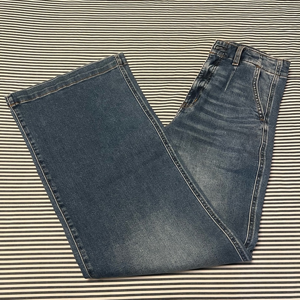 Women's Straight Leg Denim Jeans